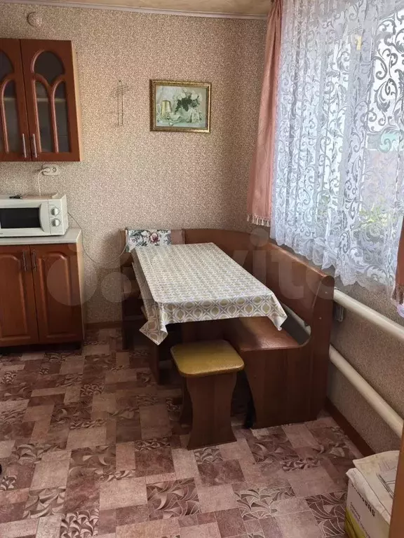 3-к. квартира, 56 м, 1/1 эт. - Фото 1