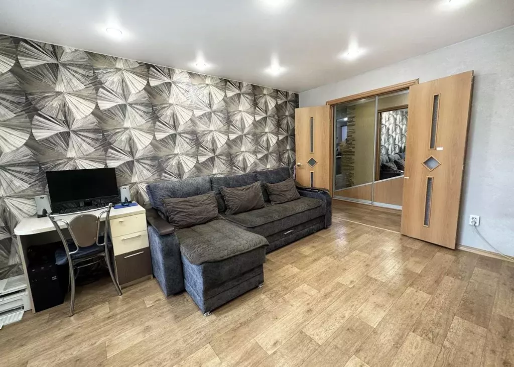 3-к кв. Пензенская область, Пенза Тернопольская ул., 7 (73.8 м) - Фото 1