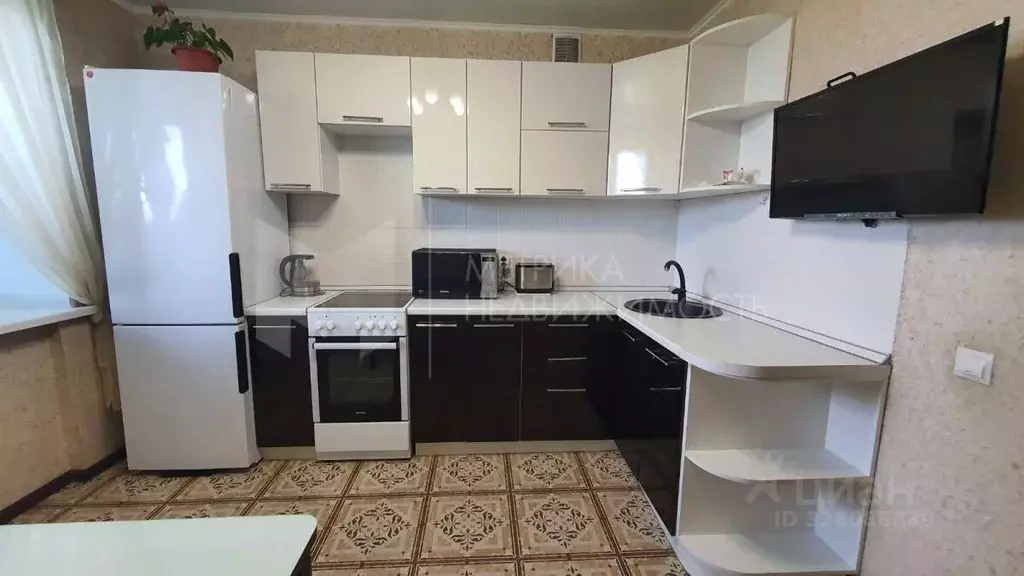 1-к кв. Тюменская область, Тюмень ул. Избышева, 8 (38.4 м) - Фото 1