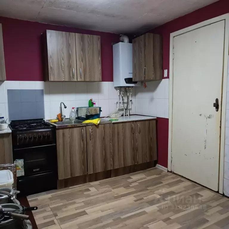Дом в Волгоградская область, Среднеахтубинский район, Краснослободск ... - Фото 0