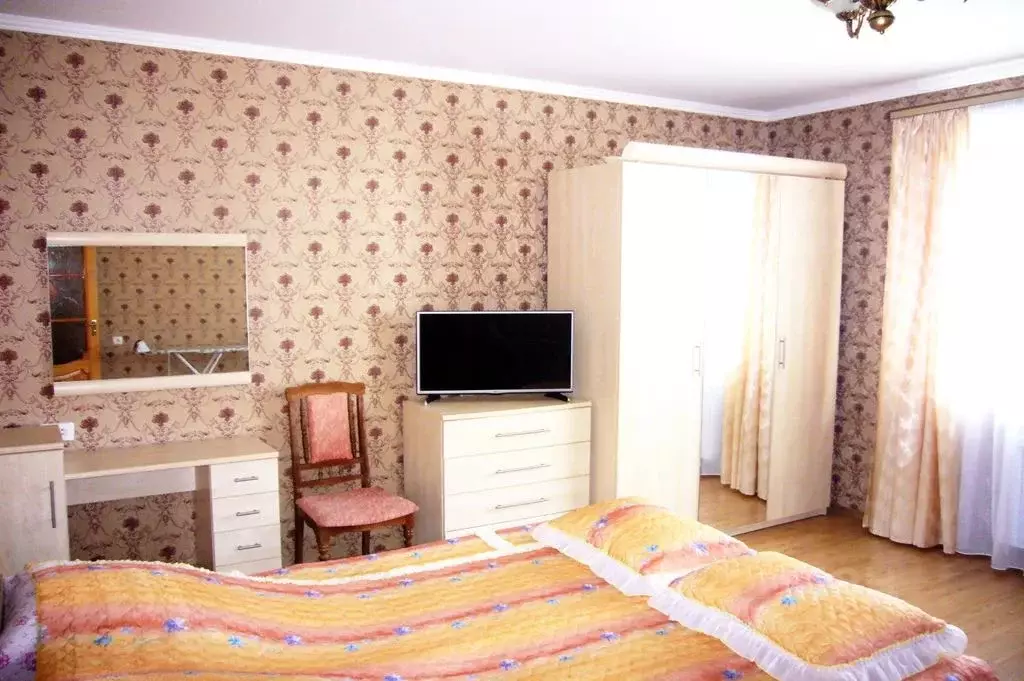 Комната Крым, Алушта ул. Карла Маркса, 64 - Фото 2