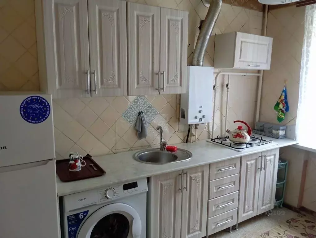 3-к кв. Ростовская область, Каменск-Шахтинский ул. Больничная, 19 ... - Фото 2