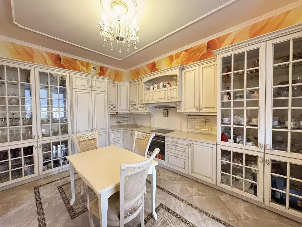 4-к кв. Москва ул. Гарибальди, 6К1 (138.4 м) - Фото 1