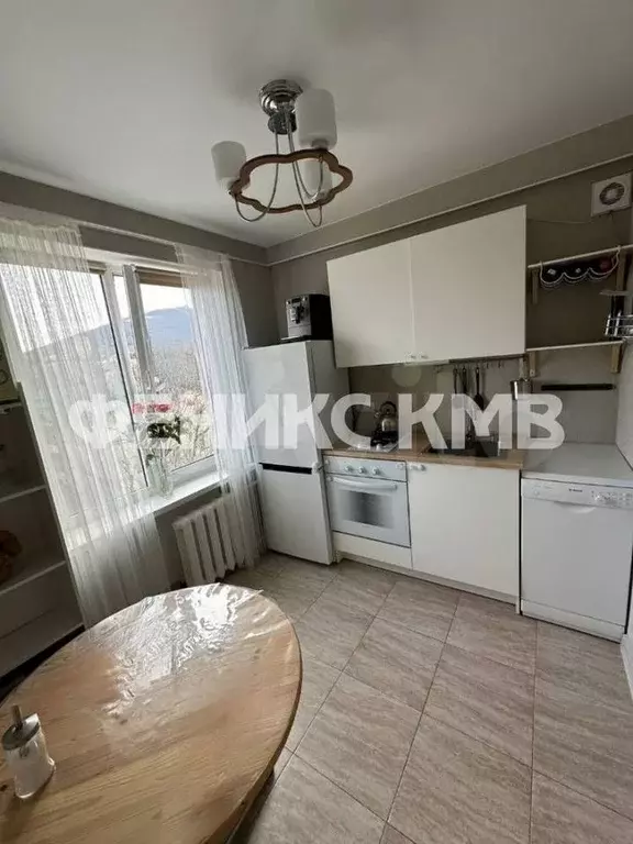 3-к. квартира, 45 м, 5/5 эт. - Фото 0