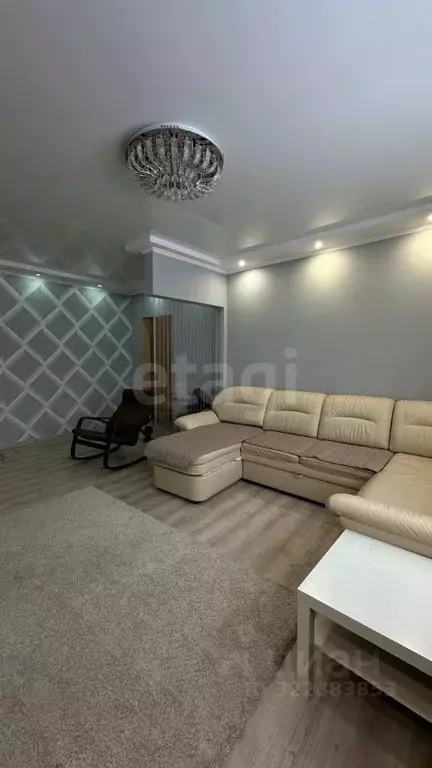 3-к кв. Ямало-Ненецкий АО, Ноябрьск ул. Изыскателей, 43А (73.8 м) - Фото 1