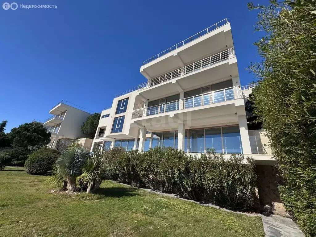 Дом в Гурзуф, Ялтинская улица (636.1 м) - Фото 1