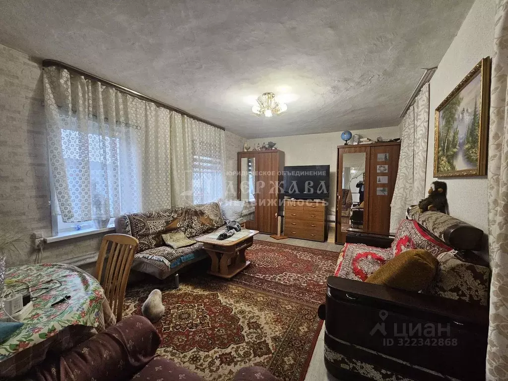 Дом в Кемеровская область, Кемерово ул. Лизы Чайкиной (40 м) - Фото 1