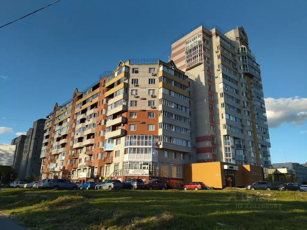 2-к кв. Омская область, Омск ул. Куйбышева, 113 (62.0 м) - Фото 1