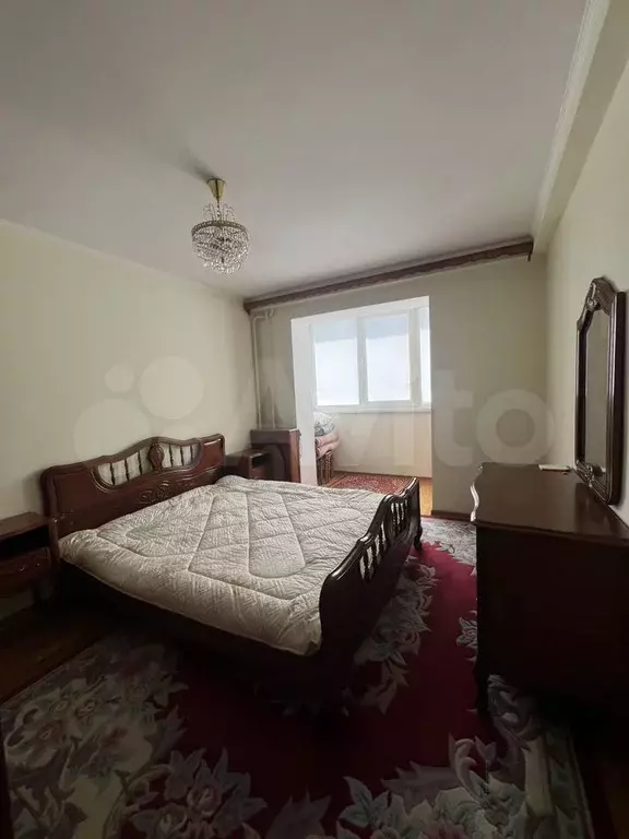 2-к. квартира, 60 м, 8/12 эт. - Фото 0