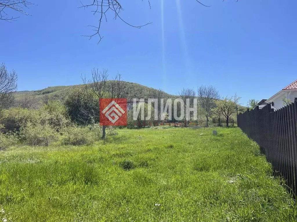 Участок в Севастополь с. Павловка, ул. Подлесная, 1 (7.0 сот.) - Фото 0