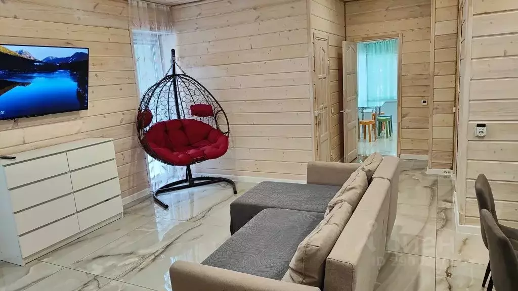 Дом в Ленинградская область, Выборгский район, Рощино пгт ул. Кирова, ... - Фото 1