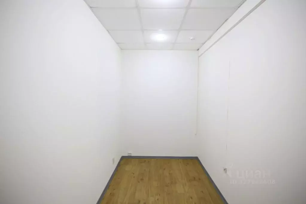 Склад в Санкт-Петербург 18-я Васильевского острова линия, 29литЗ (22 ... - Фото 1