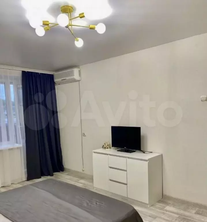1-к. квартира, 40 м, 8/9 эт. - Фото 1