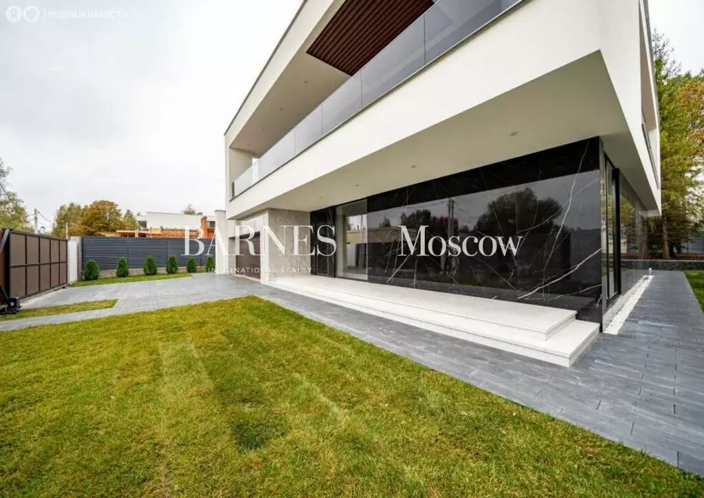 Дом в Одинцовский городской округ, деревня Немчиново (560 м) - Фото 1