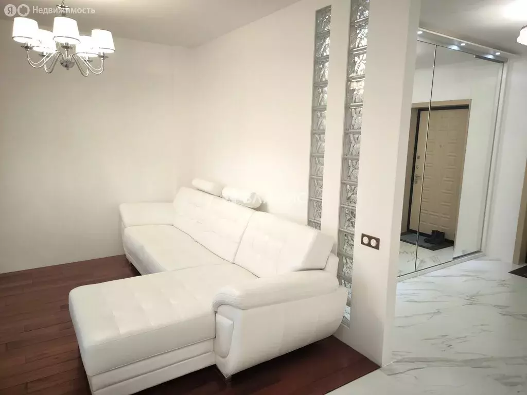 Квартира-студия: Одинцово, Садовая улица, 28 (51.1 м) - Фото 1