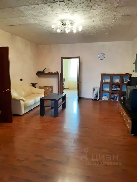 3-к кв. Пермский край, Пермь ул. Чкалова, 38А (107.2 м) - Фото 1