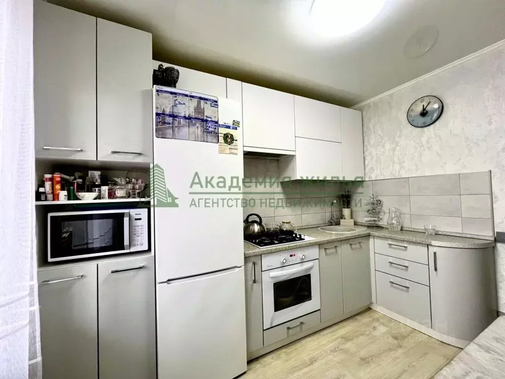 2-к кв. Саратовская область, Энгельс Петровская ул., 98 (49.7 м) - Фото 2