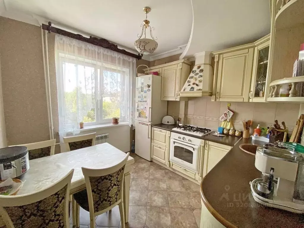 3-к кв. Омская область, Омск ул. Ватутина, 13 (63.3 м) - Фото 1