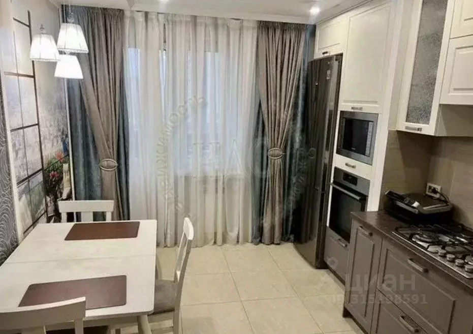 2-к кв. Курская область, Курск Звездная ул., 25 (63.7 м) - Фото 1