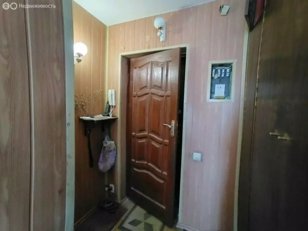 2-комнатная квартира: Бор, улица Чугунова, 3 (43 м) - Фото 1