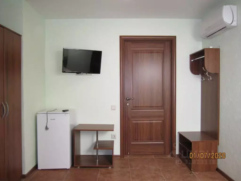Комната Краснодарский край, Геленджик ул. Летчика Авдеева, 7 - Фото 1