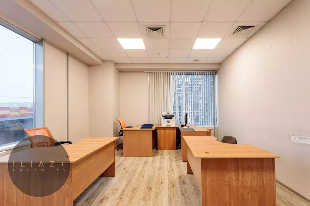 Офис в Московская область, Красногорск Ильинское ш., 1а (200 м) - Фото 2