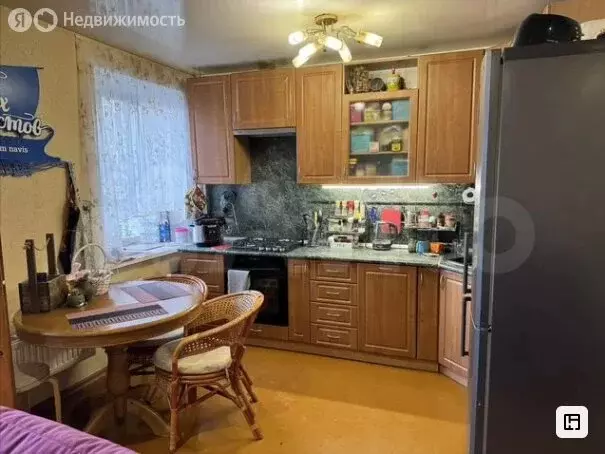 3-комнатная квартира: Ухта, набережная Нефтяников, 8 (82 м) - Фото 1