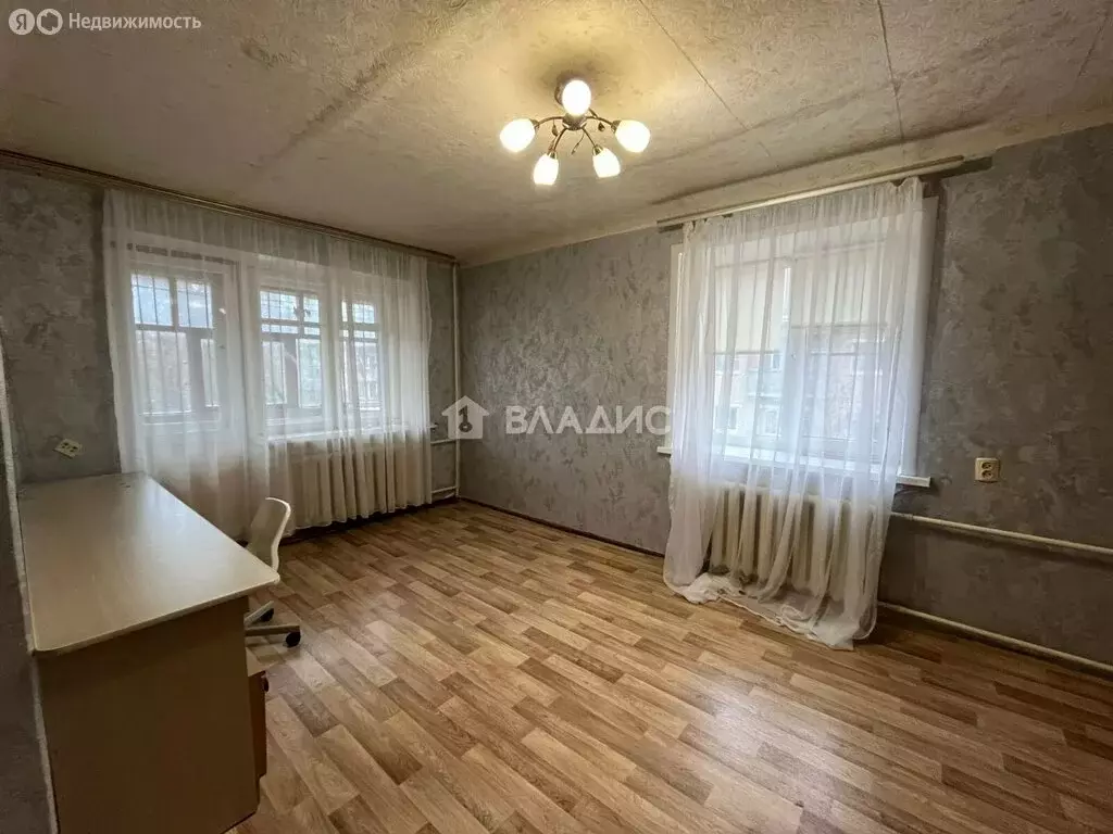 1-комнатная квартира: Калуга, улица Никитина, 125 (31 м) - Фото 2