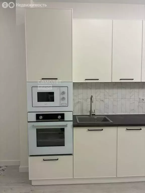 3-комнатная квартира: Москва, Новоостаповская улица, 20 (50.4 м) - Фото 2