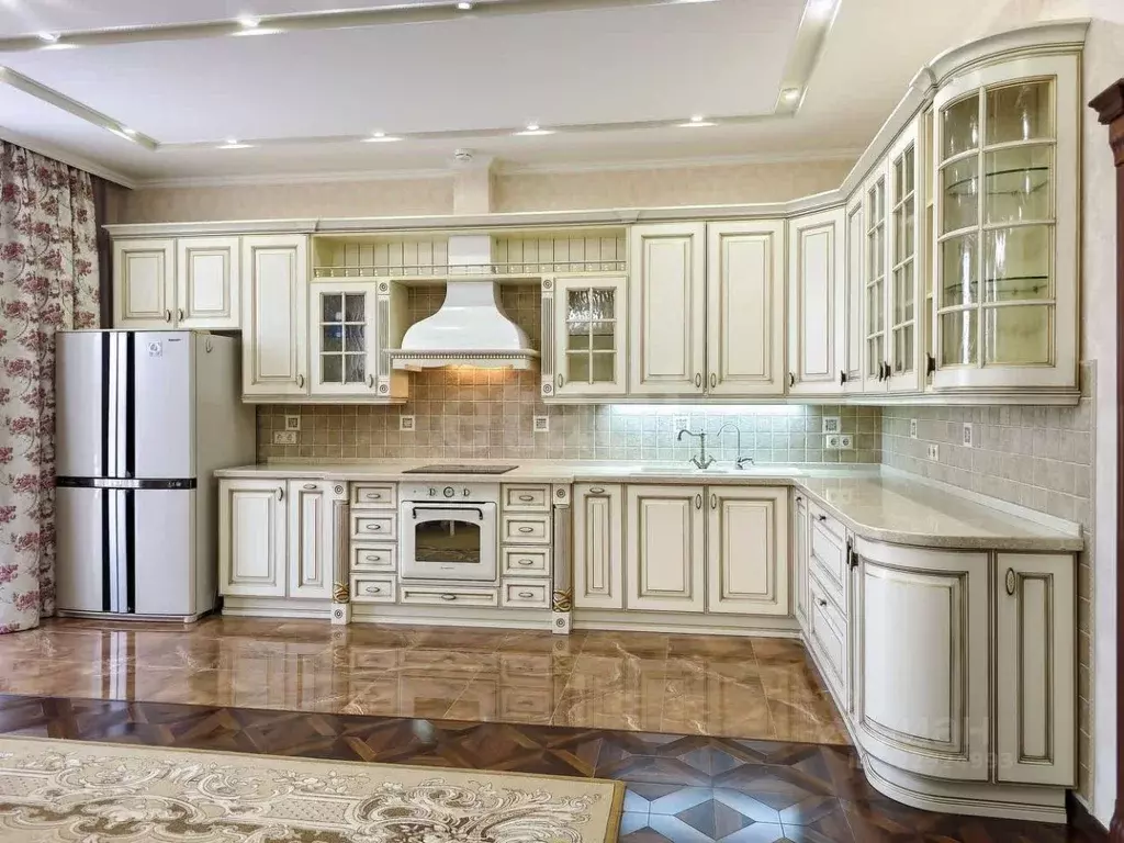 Дом в Тюменская область, Тюмень ул. Свободы (472 м) - Фото 1