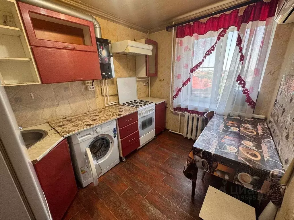 1-к кв. Краснодарский край, Армавир ул. Чернышевского, 5 (35.1 м) - Фото 0