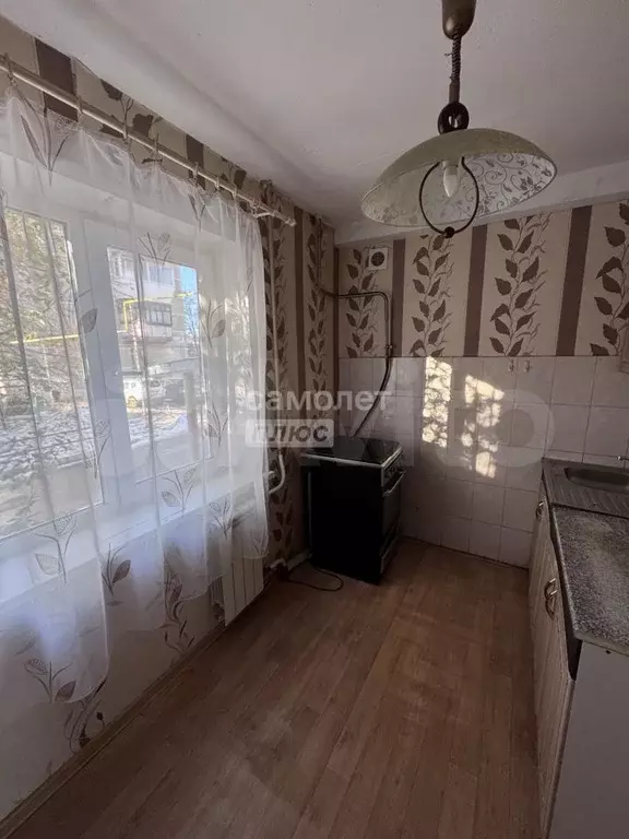 3-к. квартира, 60 м, 1/5 эт. - Фото 1