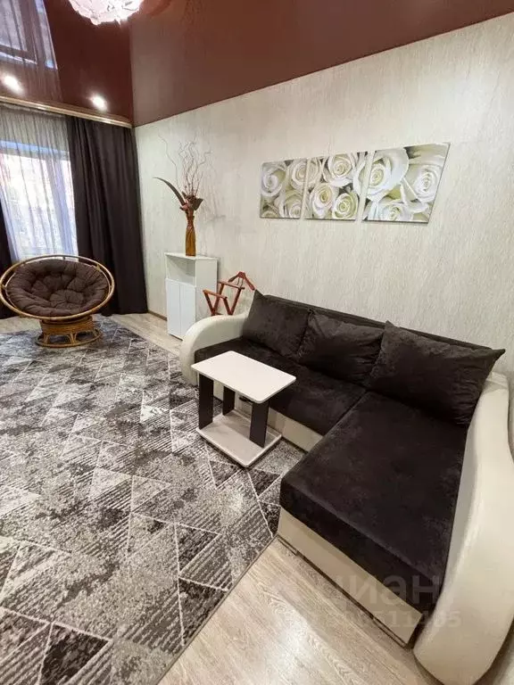 2-к кв. Мурманская область, Кандалакша Комсомольская ул., 15 (52.0 м) - Фото 1