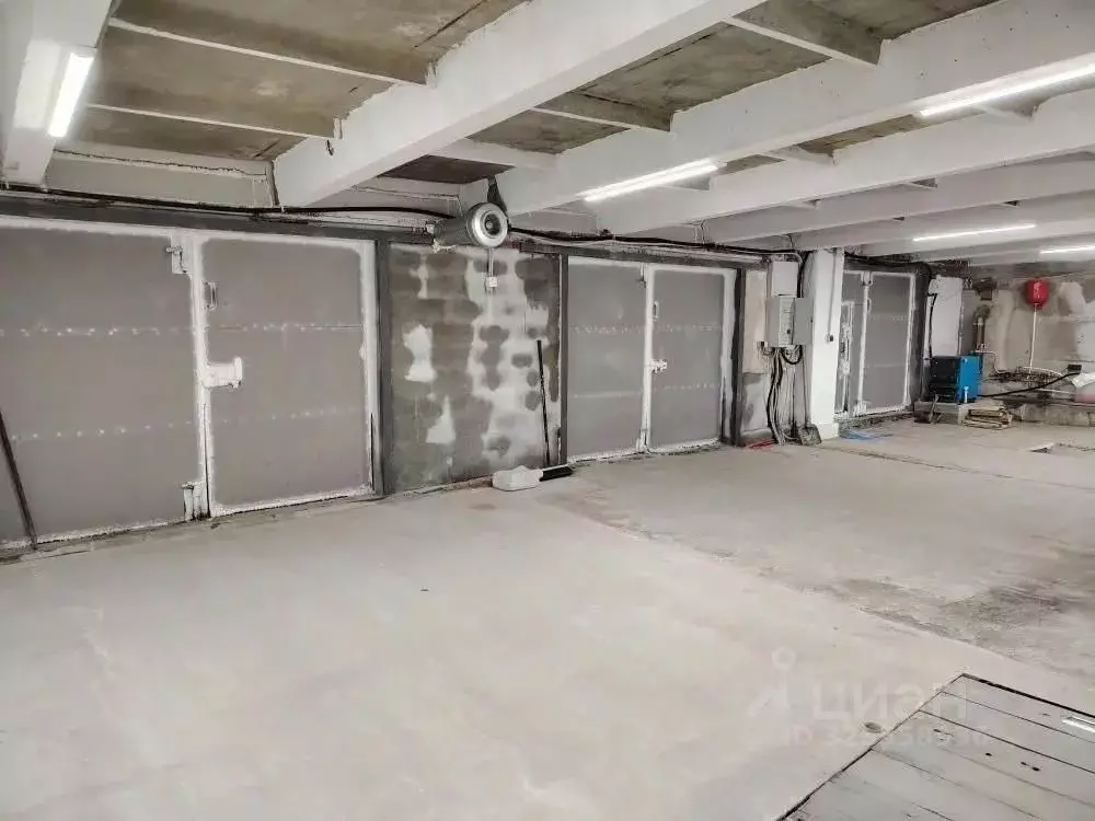 Гараж в Свердловская область, Екатеринбург ул. Павла Зыкова, 4 (87 м) - Фото 2