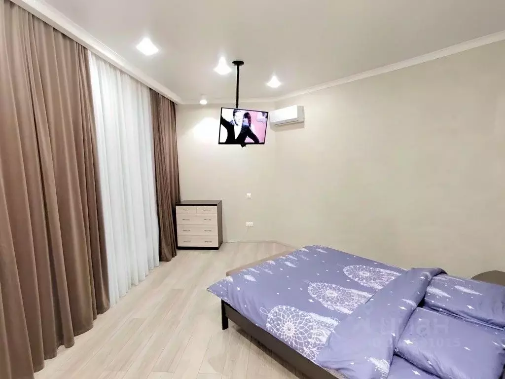 1-к кв. Татарстан, Казань ул. Павлюхина, 110В (65.0 м) - Фото 2