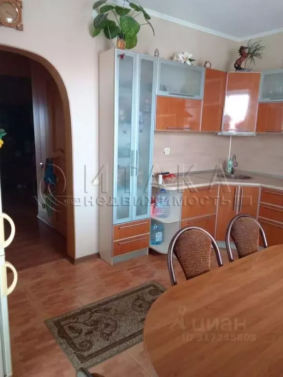 2-к кв. Краснодарский край, Ейск Красная ул., 53 (63.5 м) - Фото 0