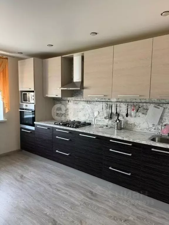 2-к кв. Вологодская область, Череповец Ленинградская ул., 21 (65.2 м) - Фото 1