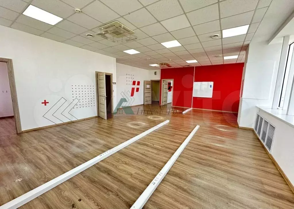 Офис с ремонтом и с/у, 351 кв. м - Фото 0