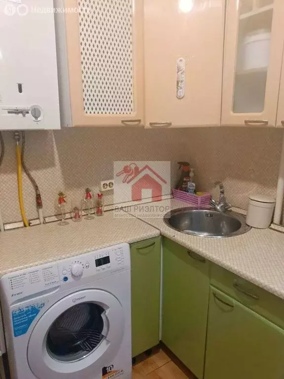 2-комнатная квартира: посёлок городского типа Новосемейкино, Школьная ... - Фото 2