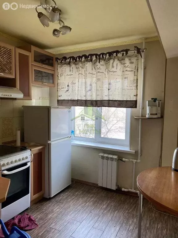 3-комнатная квартира: Улан-Удэ, улица Бабушкина, 22 (55.8 м) - Фото 1