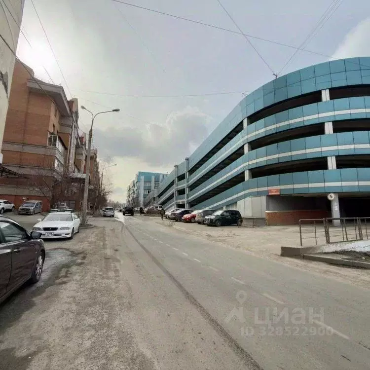 Гараж в Иркутская область, Иркутск ул. Александра Невского, 2 (19 м) - Фото 1