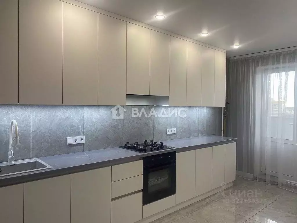 2-к кв. Владимирская область, Владимир ул. Родионовка, 4 (61.0 м) - Фото 0