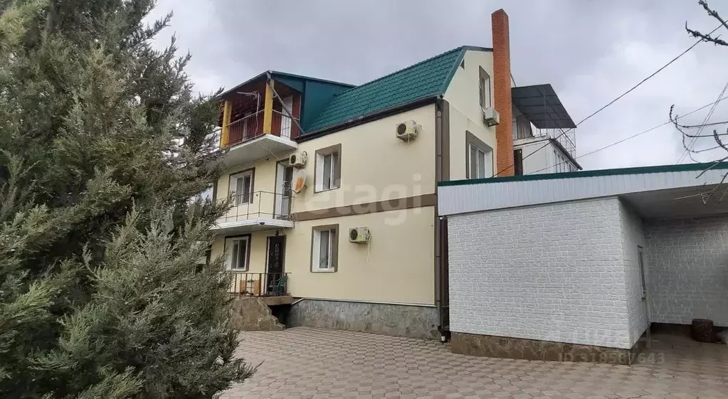 Дом в Крым, Феодосия ул. Дружбы (380 м) - Фото 0