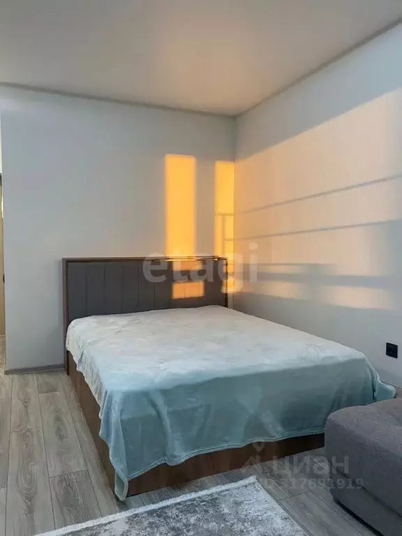 Студия Свердловская область, Екатеринбург ул. Азина, 22/7 (30.0 м) - Фото 1