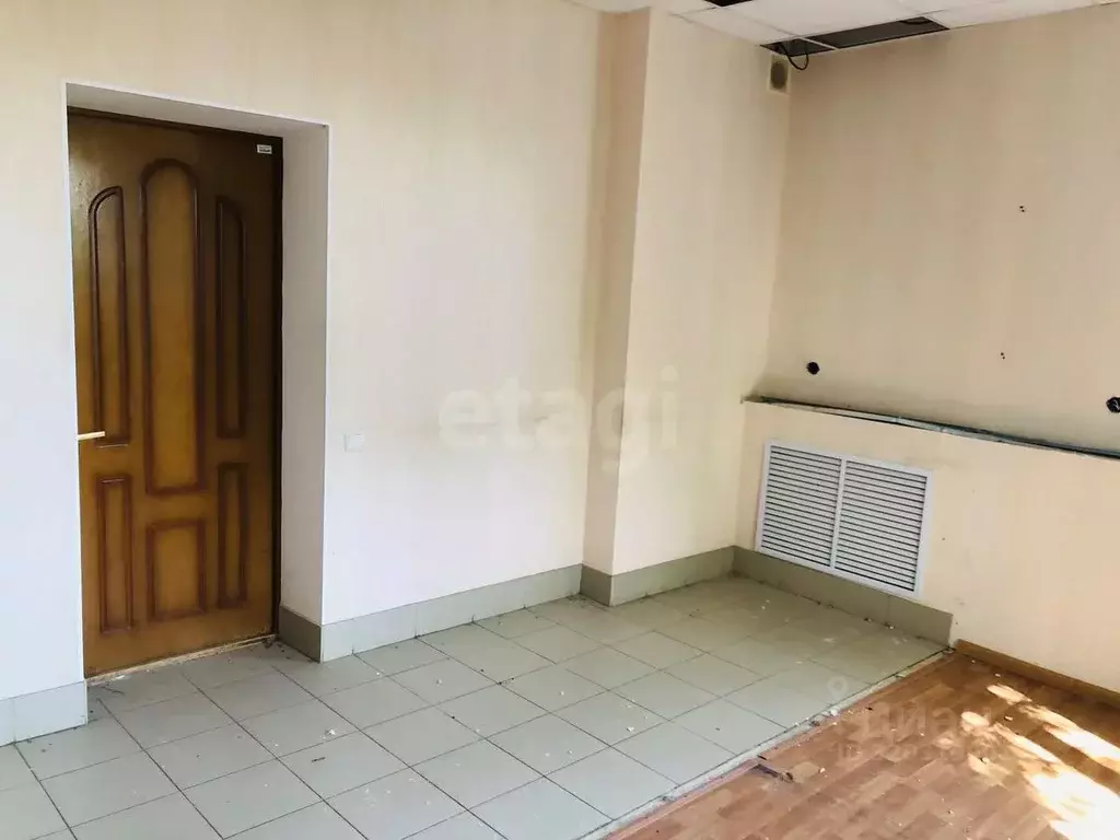 Помещение свободного назначения в Мордовия, с. Лямбирь ул. Ленина, 9А ... - Фото 2