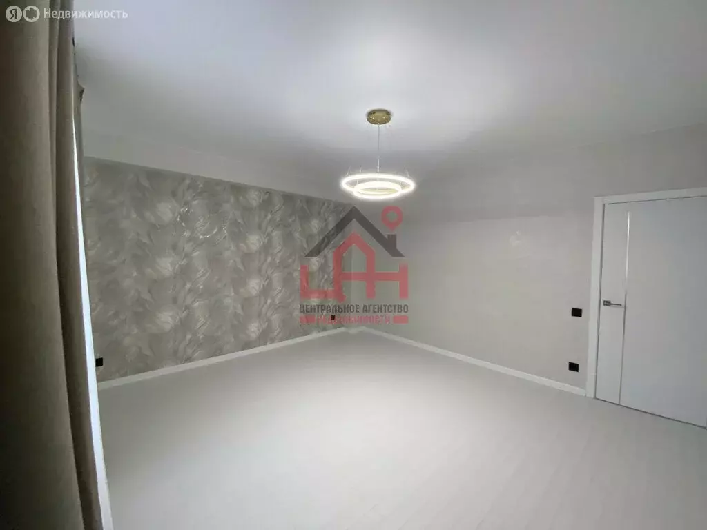 2-комнатная квартира: Ессентуки, улица Шмидта, 86 (62.7 м) - Фото 2