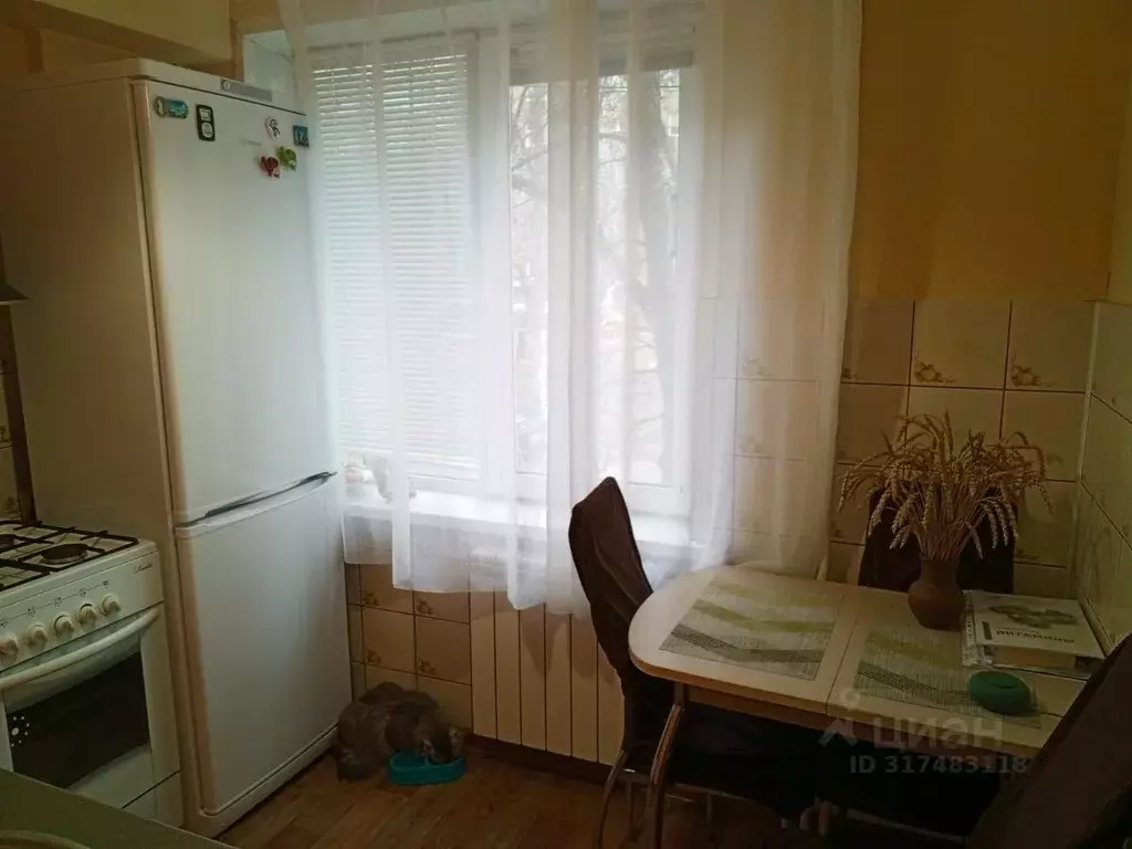 2-к кв. Красноярский край, Красноярск ул. Железнодорожников, 22А (50.5 ... - Фото 0