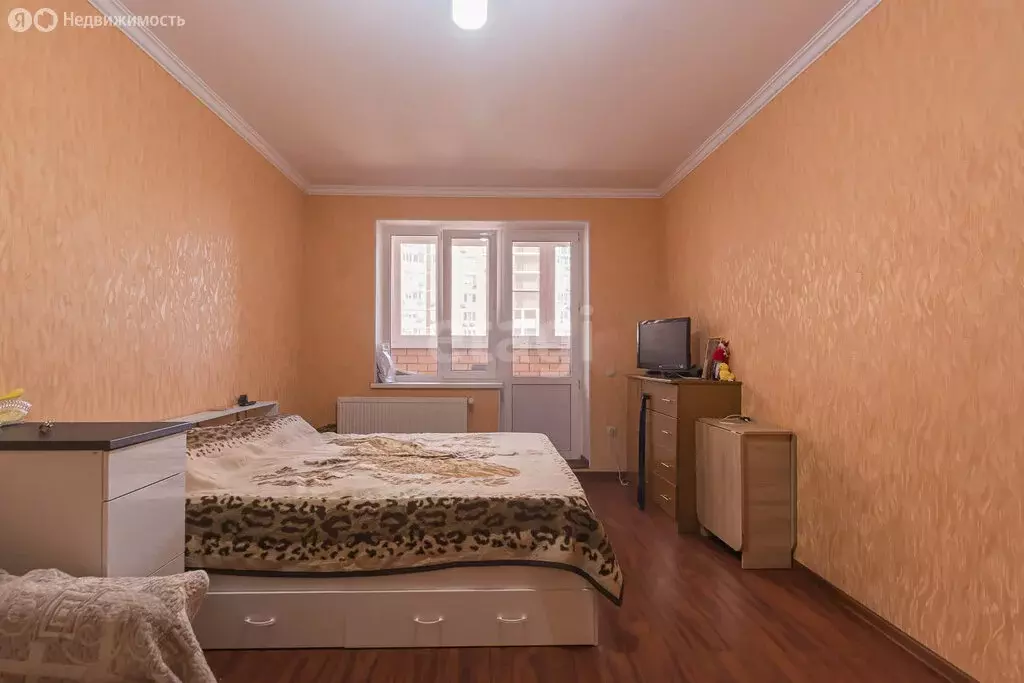 2-комнатная квартира: Краснодар, Кубанская улица, 52 (65.5 м) - Фото 0