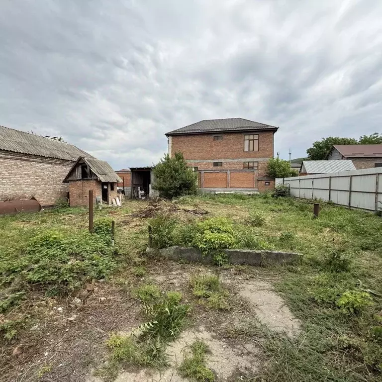 Участок в Чеченская республика, Грозный пер. Матросова, 53 (5.0 сот.) - Фото 1