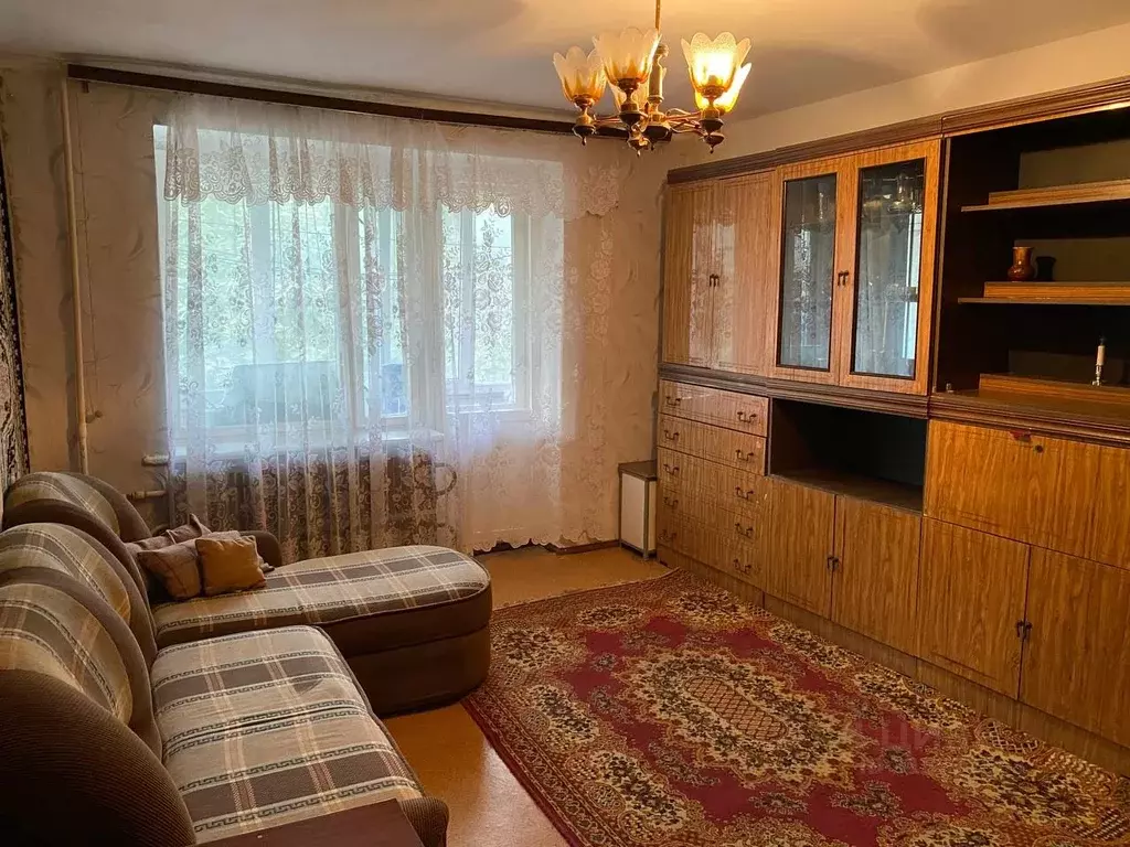 2-к кв. Воронежская область, Россошь просп. Труда, 15 (51.3 м) - Фото 0